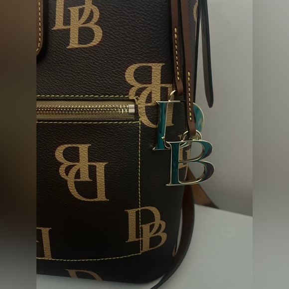 NWT Brown Dooney And Bourke Monogram Ridley Women's Shoulder Bags - Picture 6 of 16